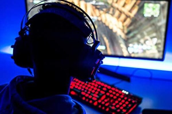 «UGC-геймплей: мой первый вечер в игре»